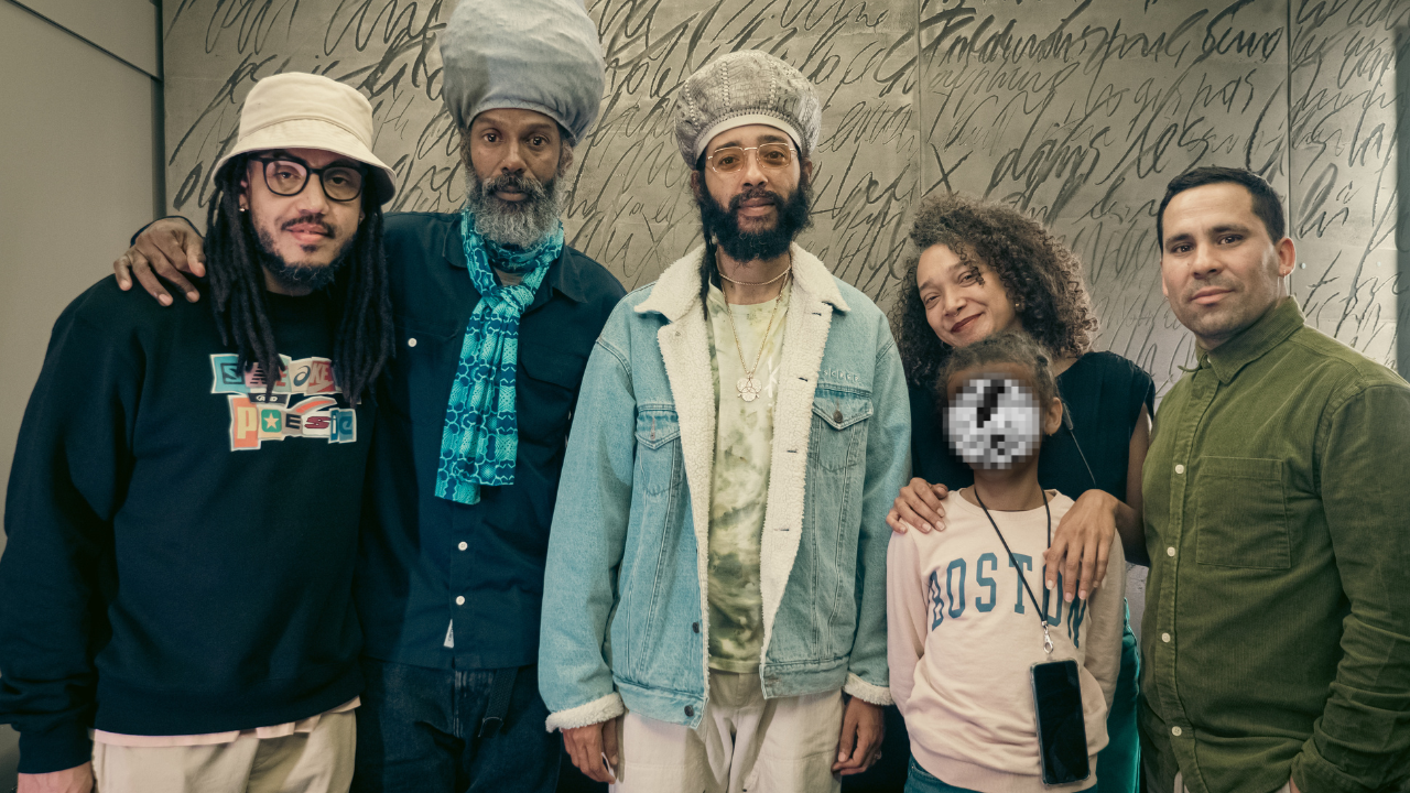 Protoje & la team WeeKult.