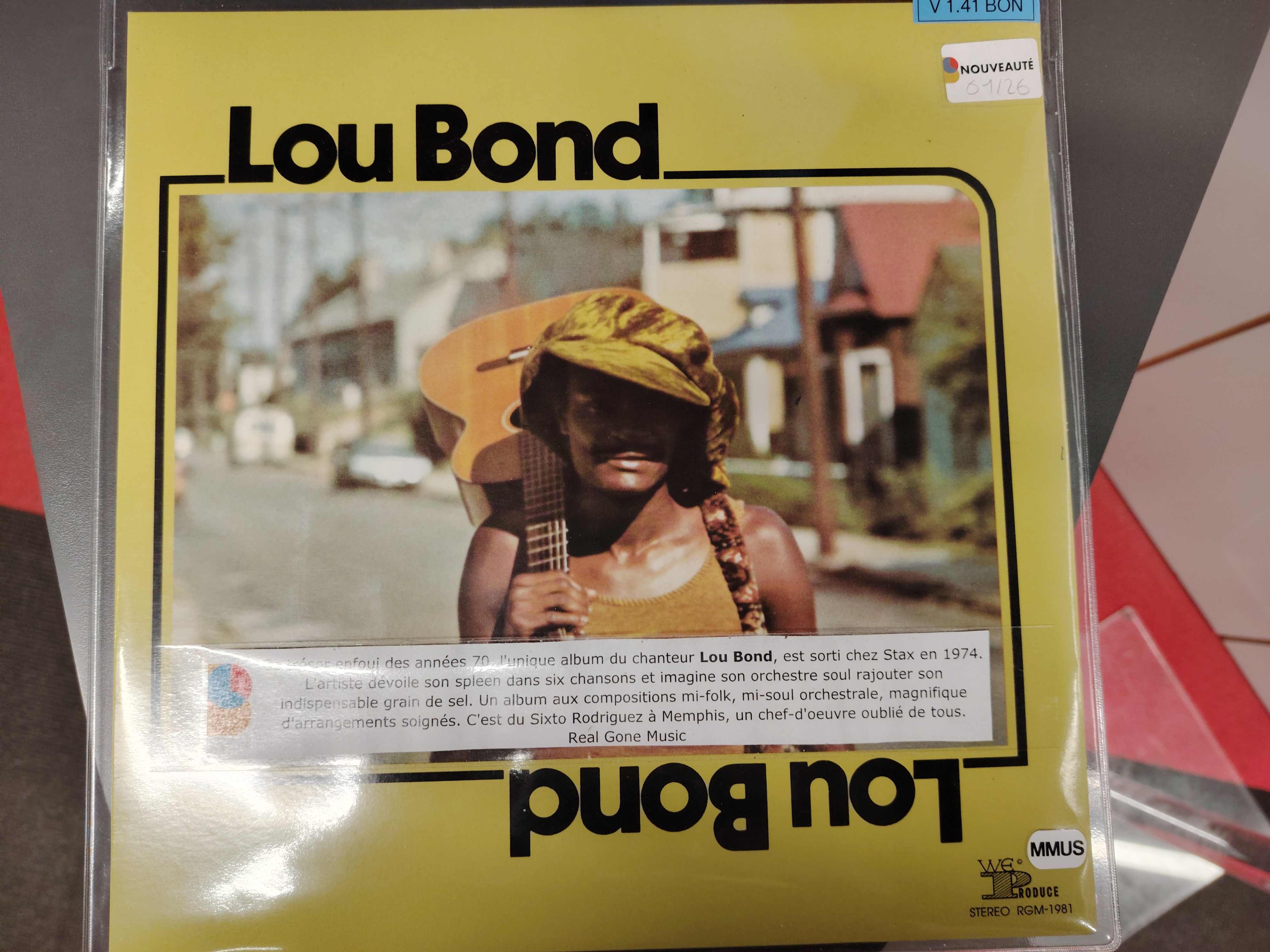 Lou Bond diggin bibliothèque bordeaux